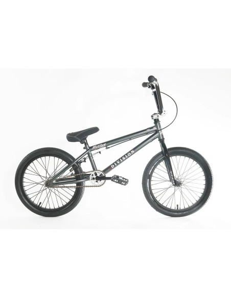 2021 Division Blitzer 18 Metal Grey