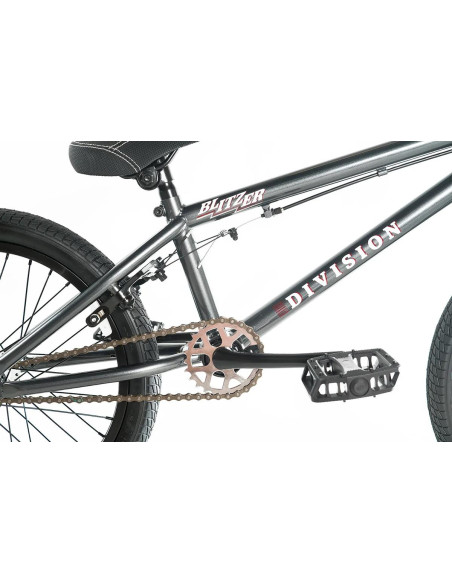 2021 Division Blitzer 18 Metal Grey